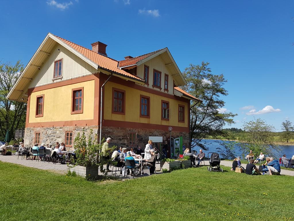 Naeaes Slott Country house